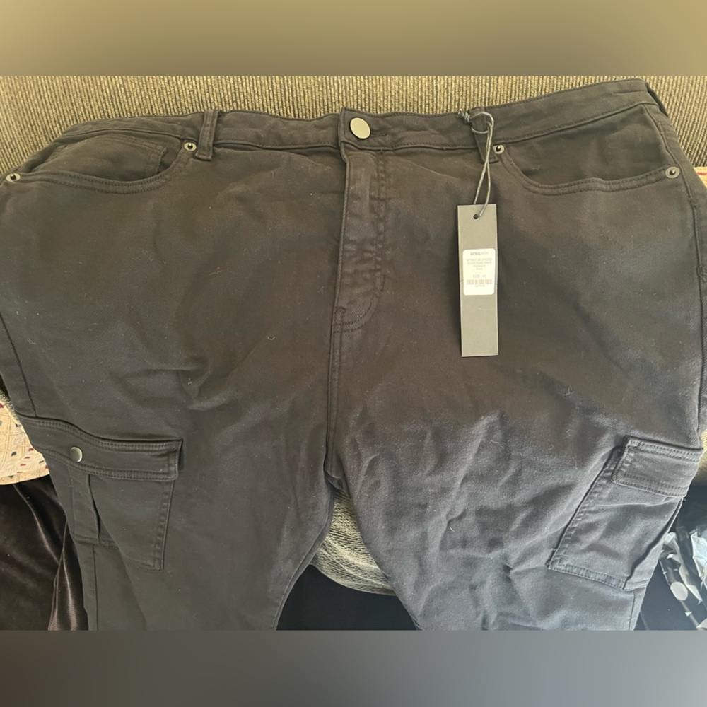 Fashion nova pants size 42 New!